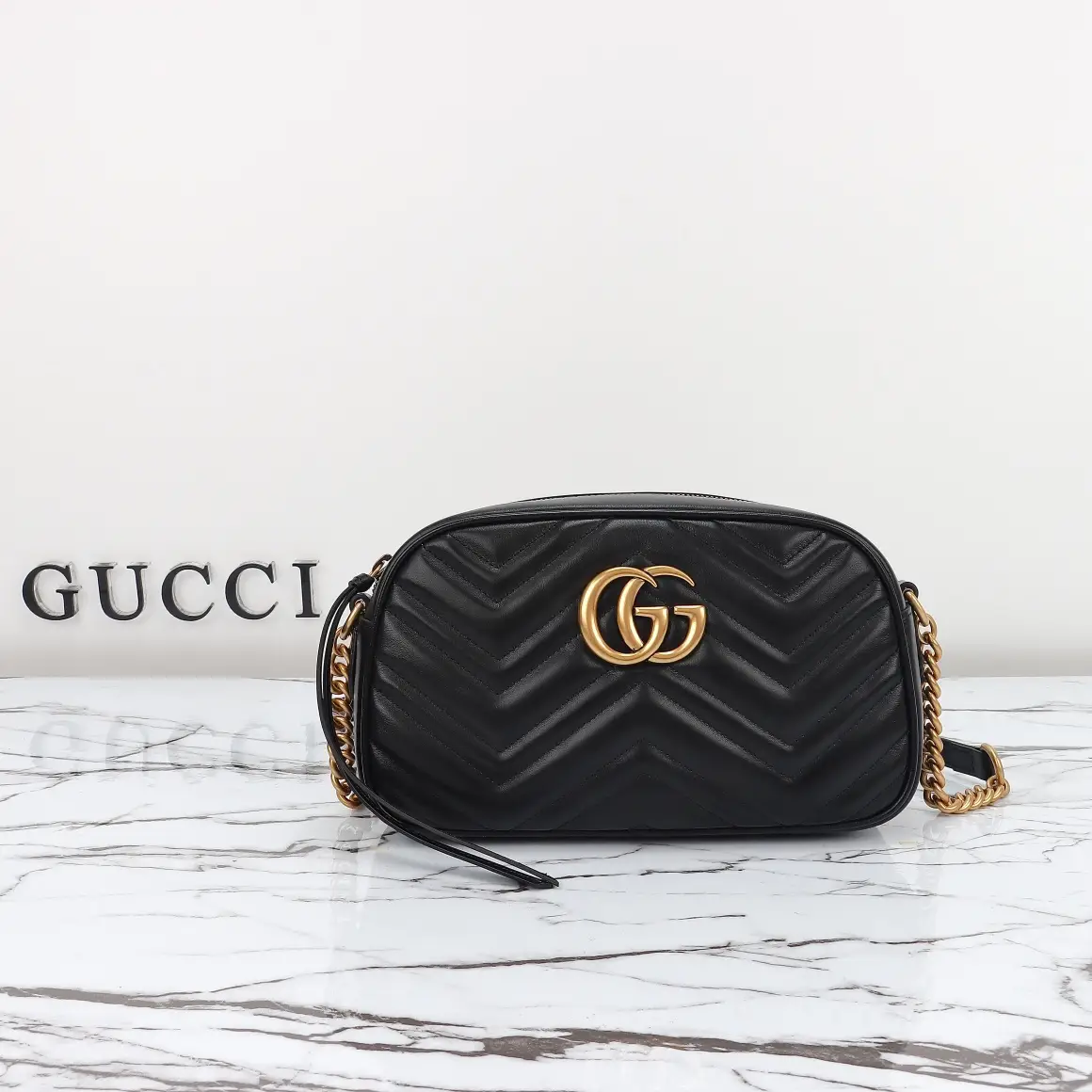 Gucci， Original leather, style 447632 grams color size