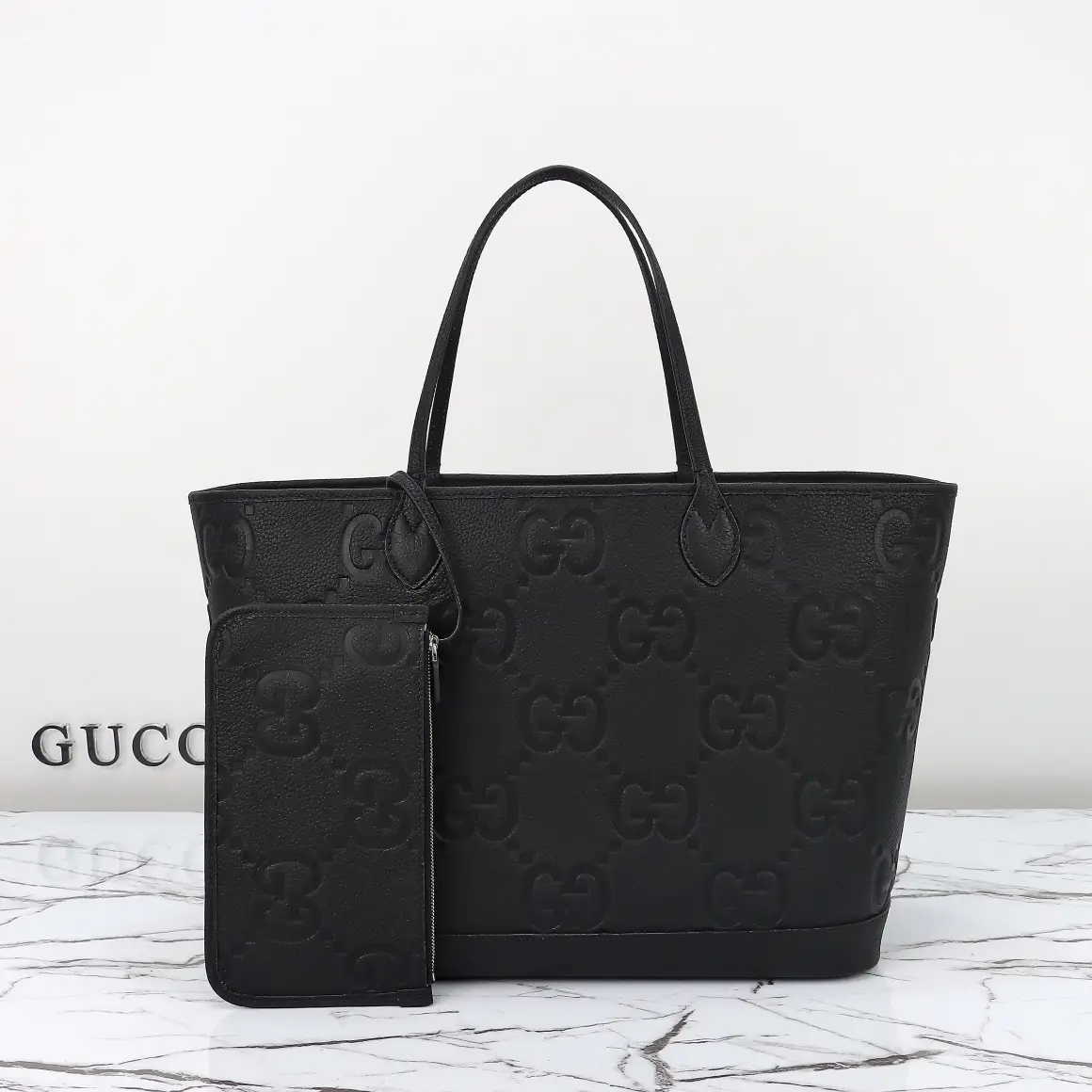Gucci， Original leather, model number 726755 grams, compressed