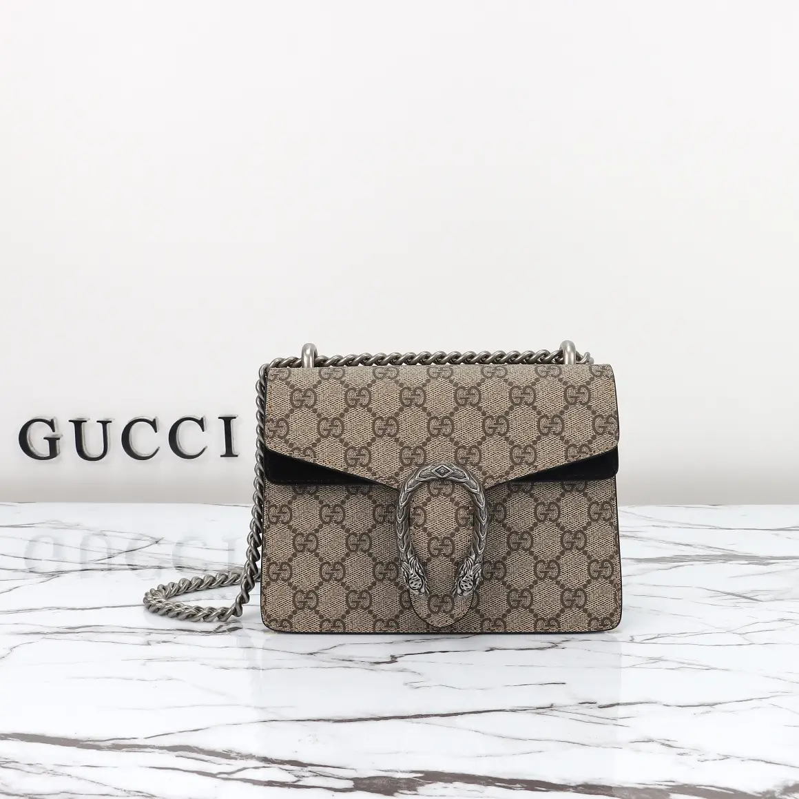 Gucci， Original leather, style 421970 apricot matte color