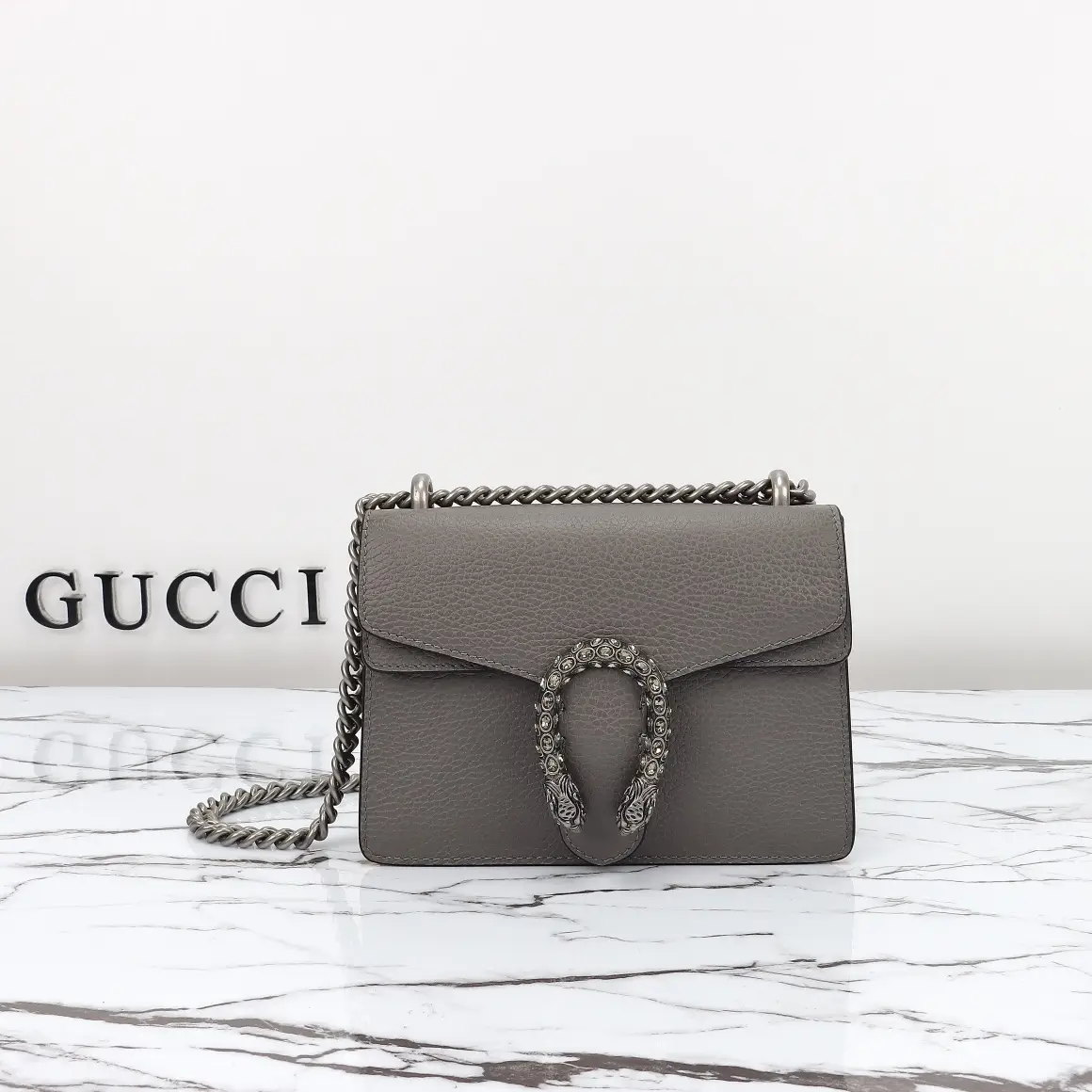 Gucci， Original leather, style 421970 gray size