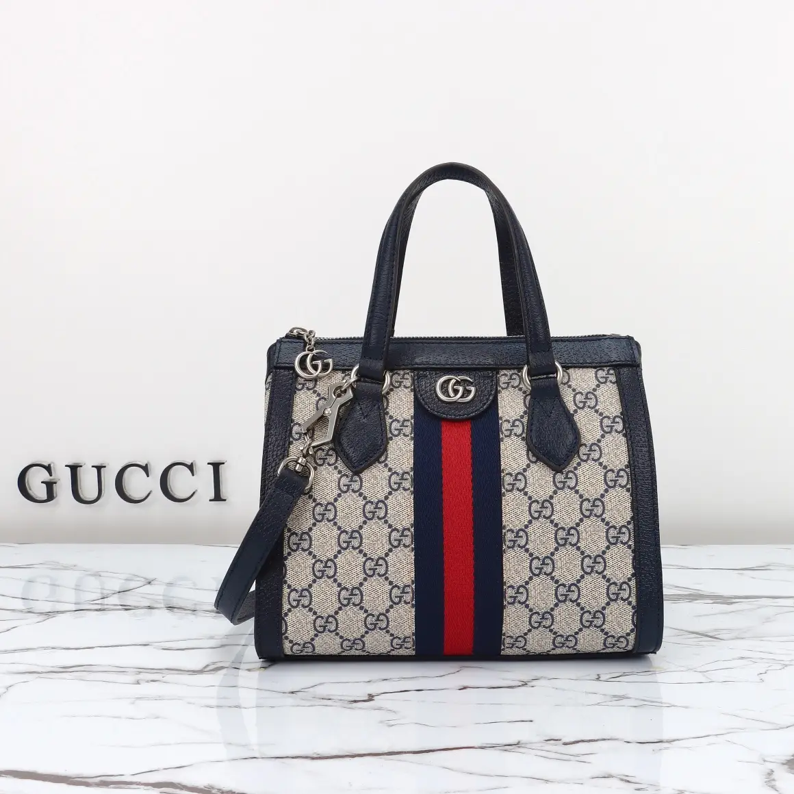 Gucci， Original leather, model number 547551, blue glue, blue leather size: width 2