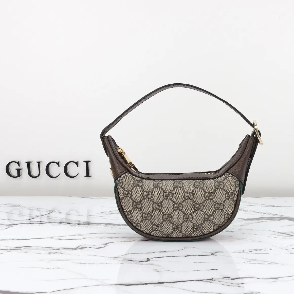Gucci， Original leather, style 658551 Apricot Brown Size: Width 20x
