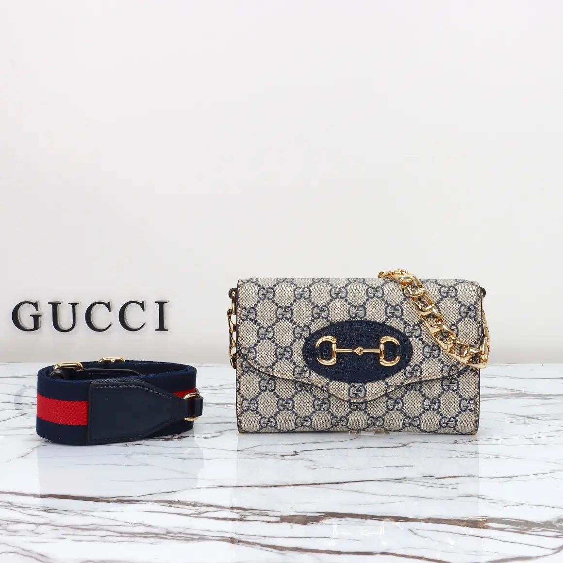 Gucci， Original leather, model number 724713, blue glue, blue leather