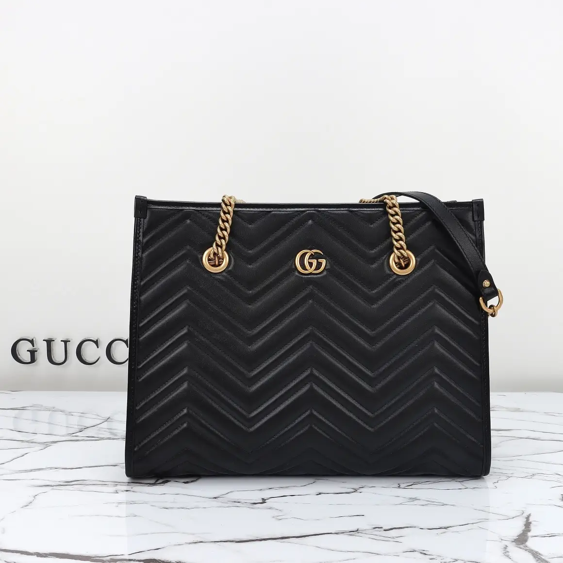 Gucci， Original leather, model number 779724 grams of leather