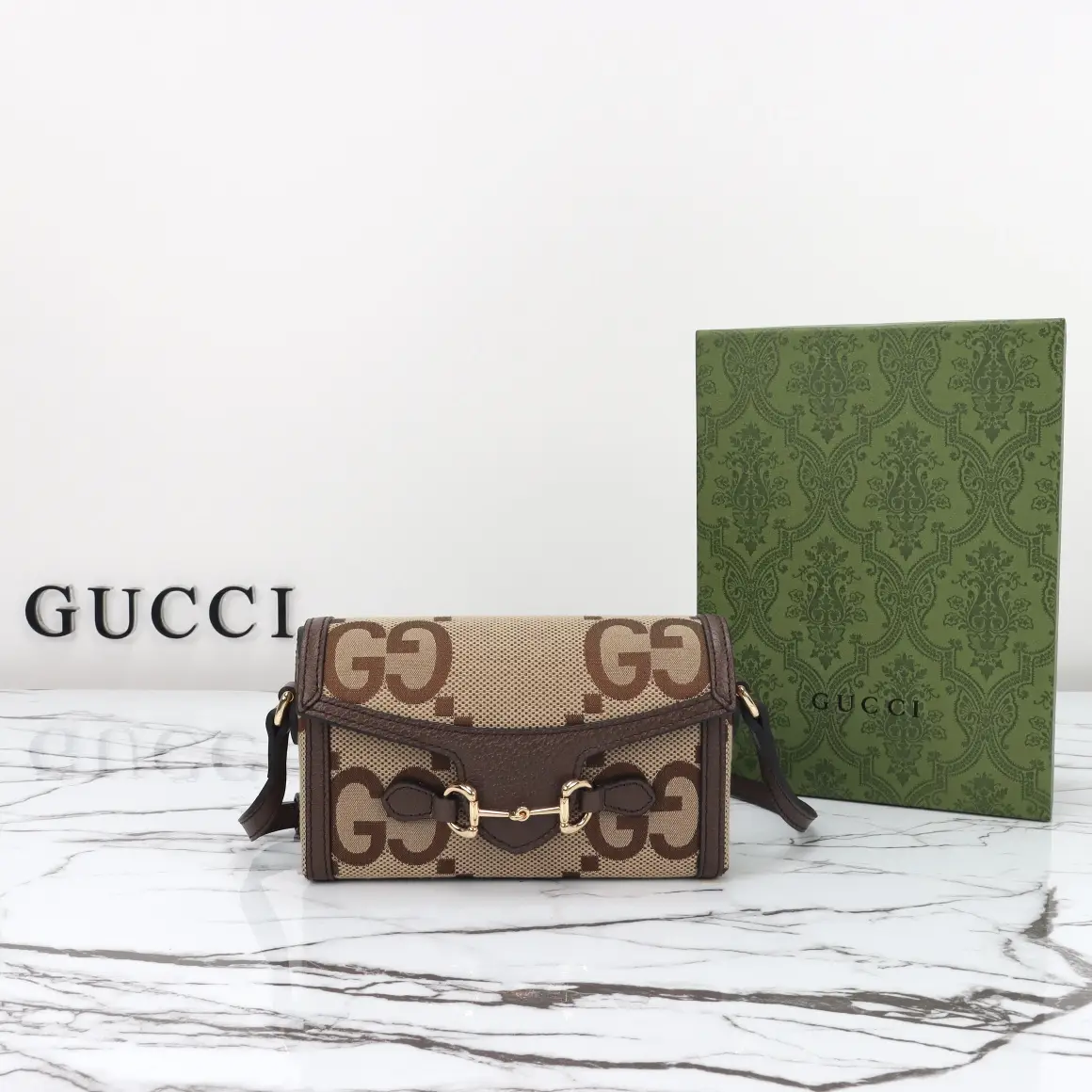 Gucci， Original leather, style number 699296 apricot cloth