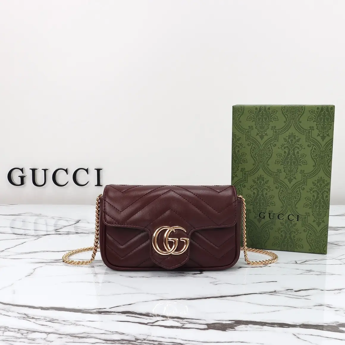 Sheepskin lining "Gucci, original leather, style number 476433 wine
