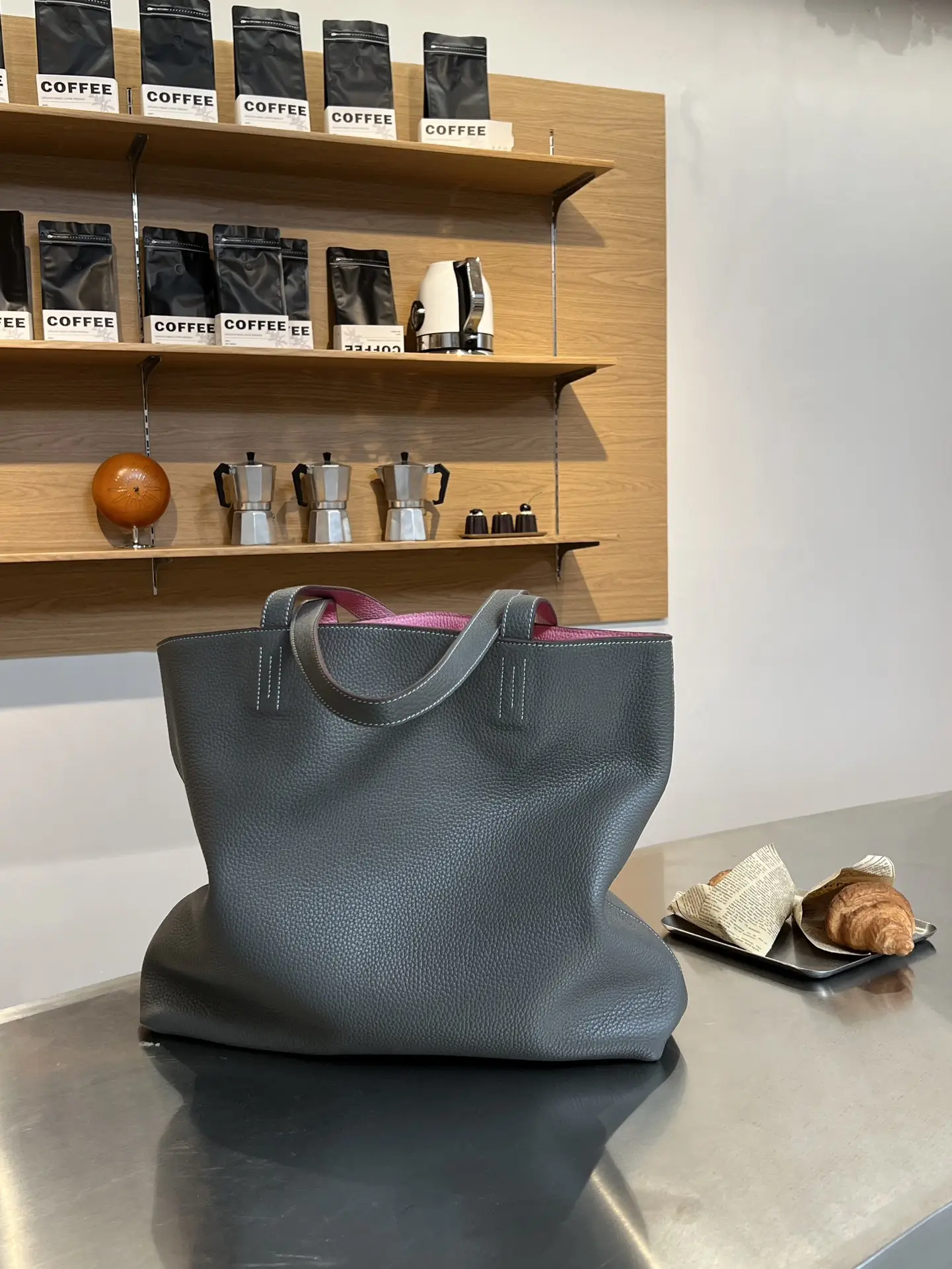The double-sided leather bag that can be kneaded arbitrarily is so good that it's bursting! Imported top layer cowhide double-sided shopping bag leather