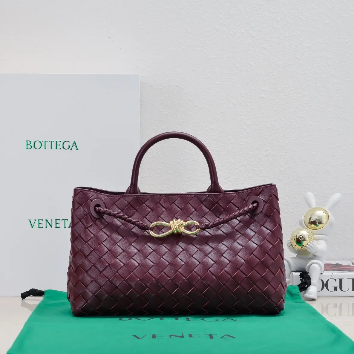 #Bottega Veneta's new horizontal Andiamo handbag