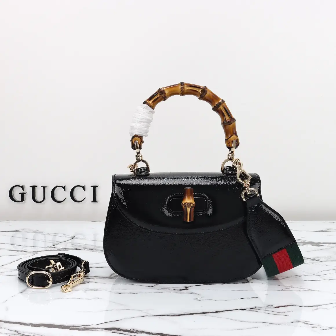 Gucci， Original leather, model number 675797g paint