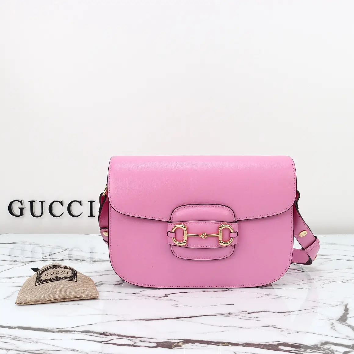 Gucci， Original leather, model number 602204 Pink leather
