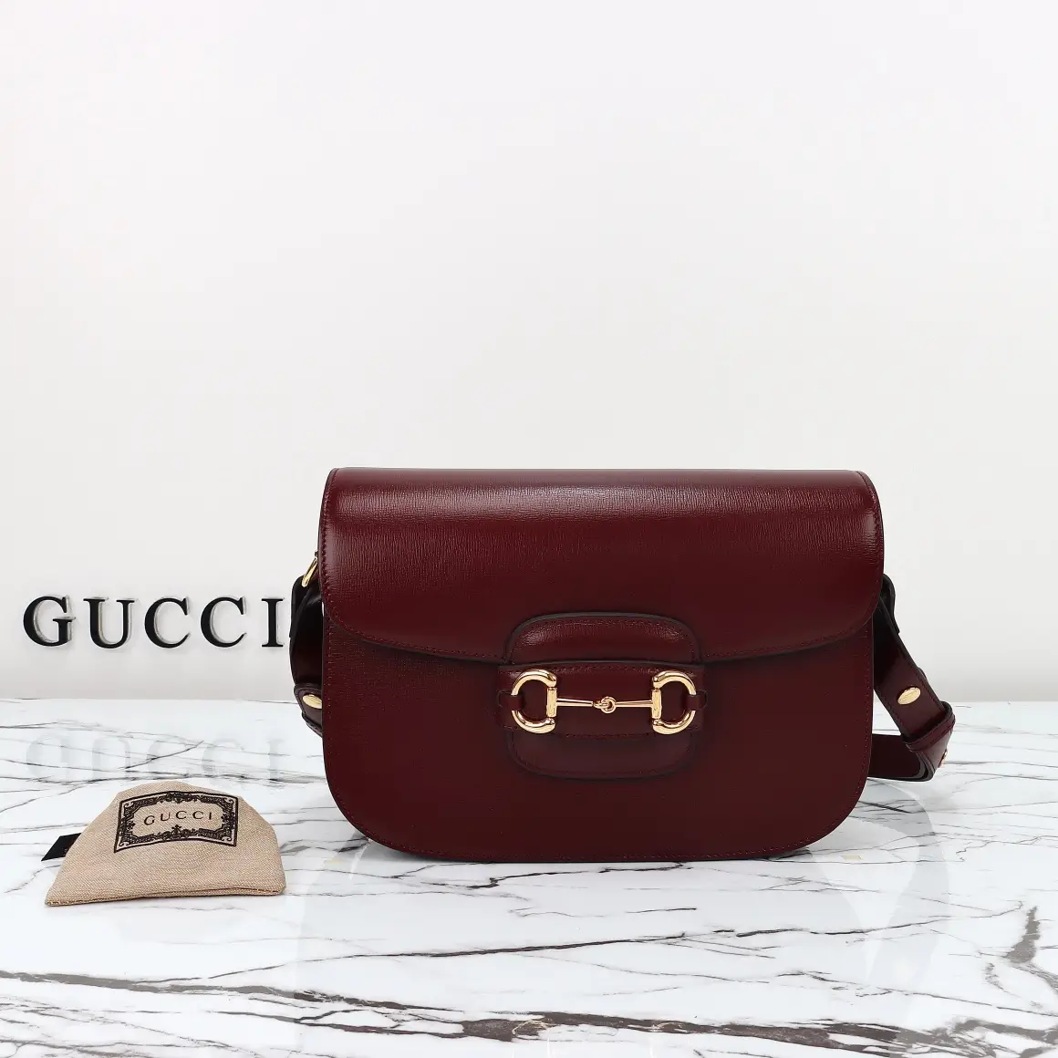 Gucci， Original leather, style number 602204, wine red