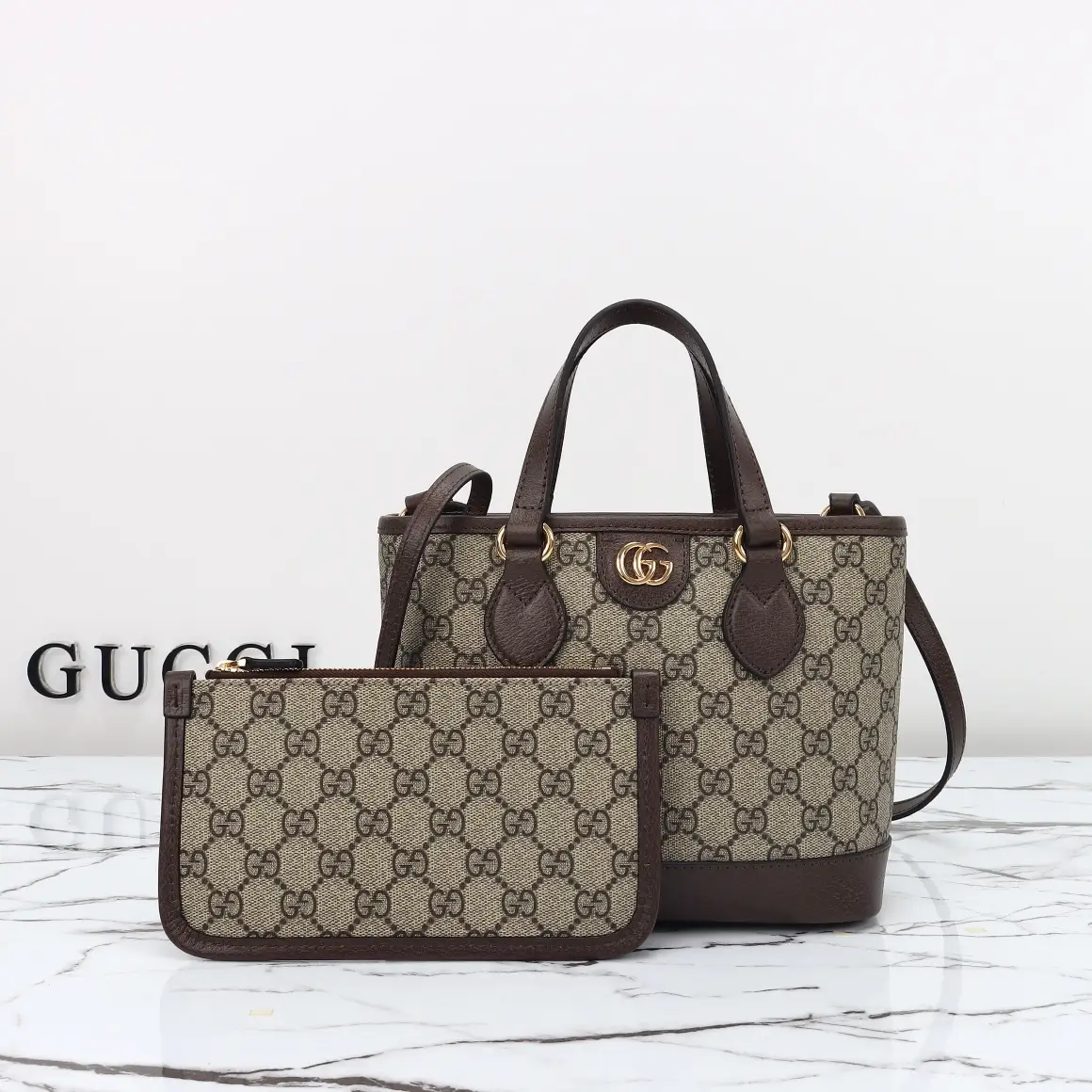 Gucci， Original leather, model number 811716 Apricot coffee size