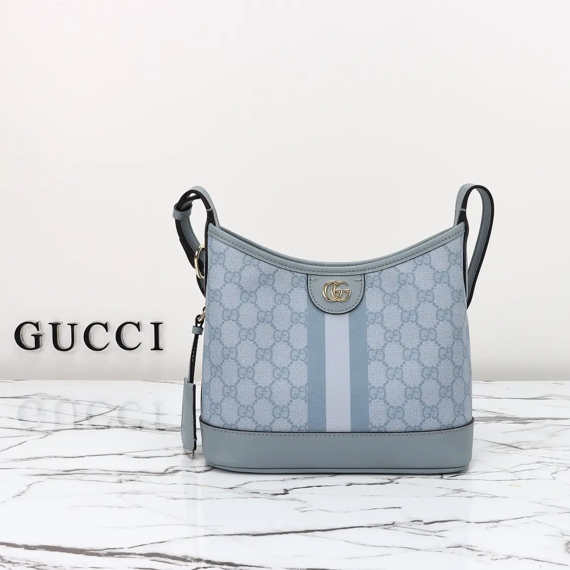 Gucci， Original leather, style 781402 light blue size: 23x wide