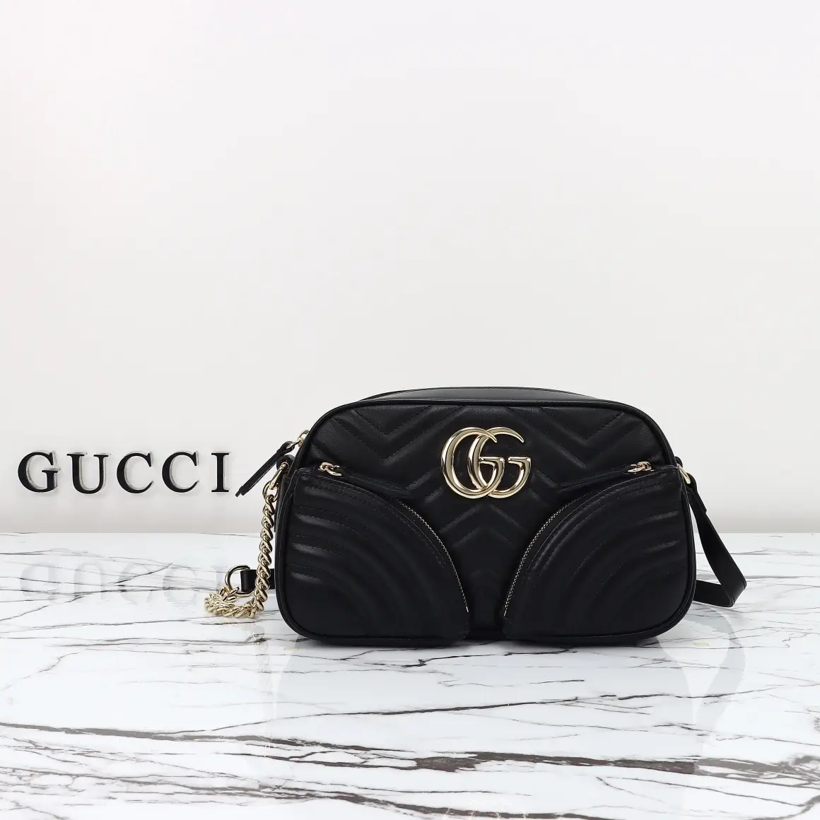 Gucci， Original leather, model number 798715 grams leather size