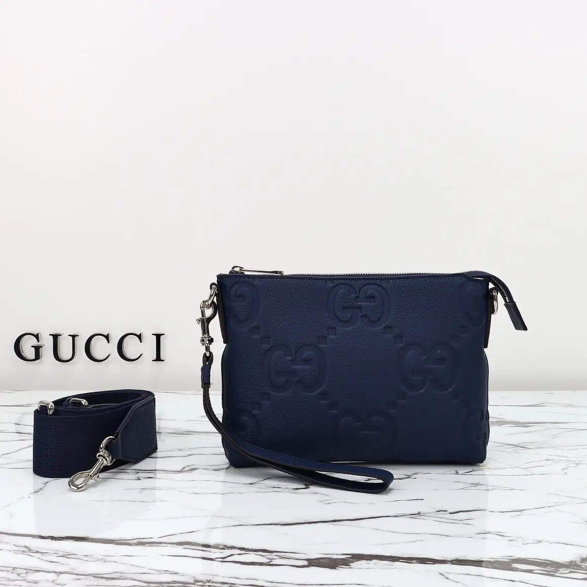 Gucci， Original leather, model number 761747, blue pressure large G