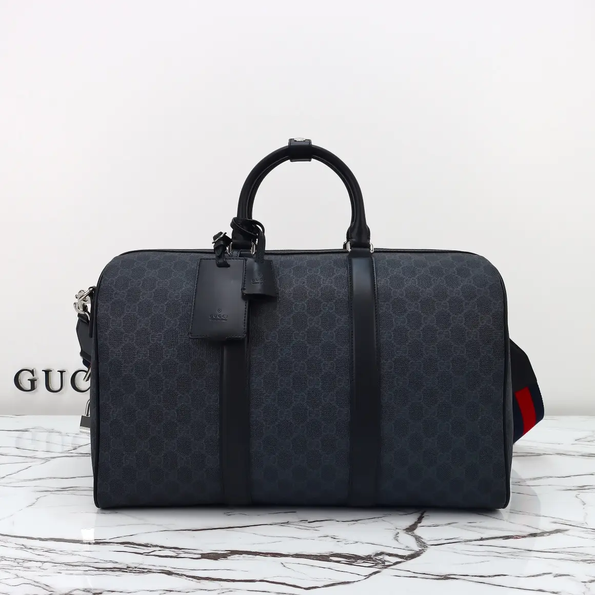 Gucci， Original leather, model number 792074 grams adhesive size