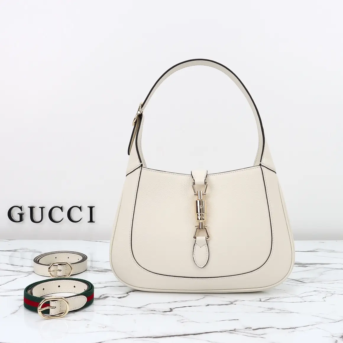 Gucci， Original leather, style 810232 white leather lychee pattern size: width