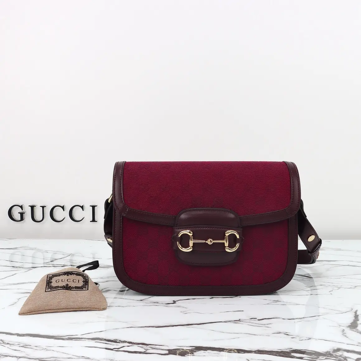 Gucci， Original leather, style number 602204, wine red