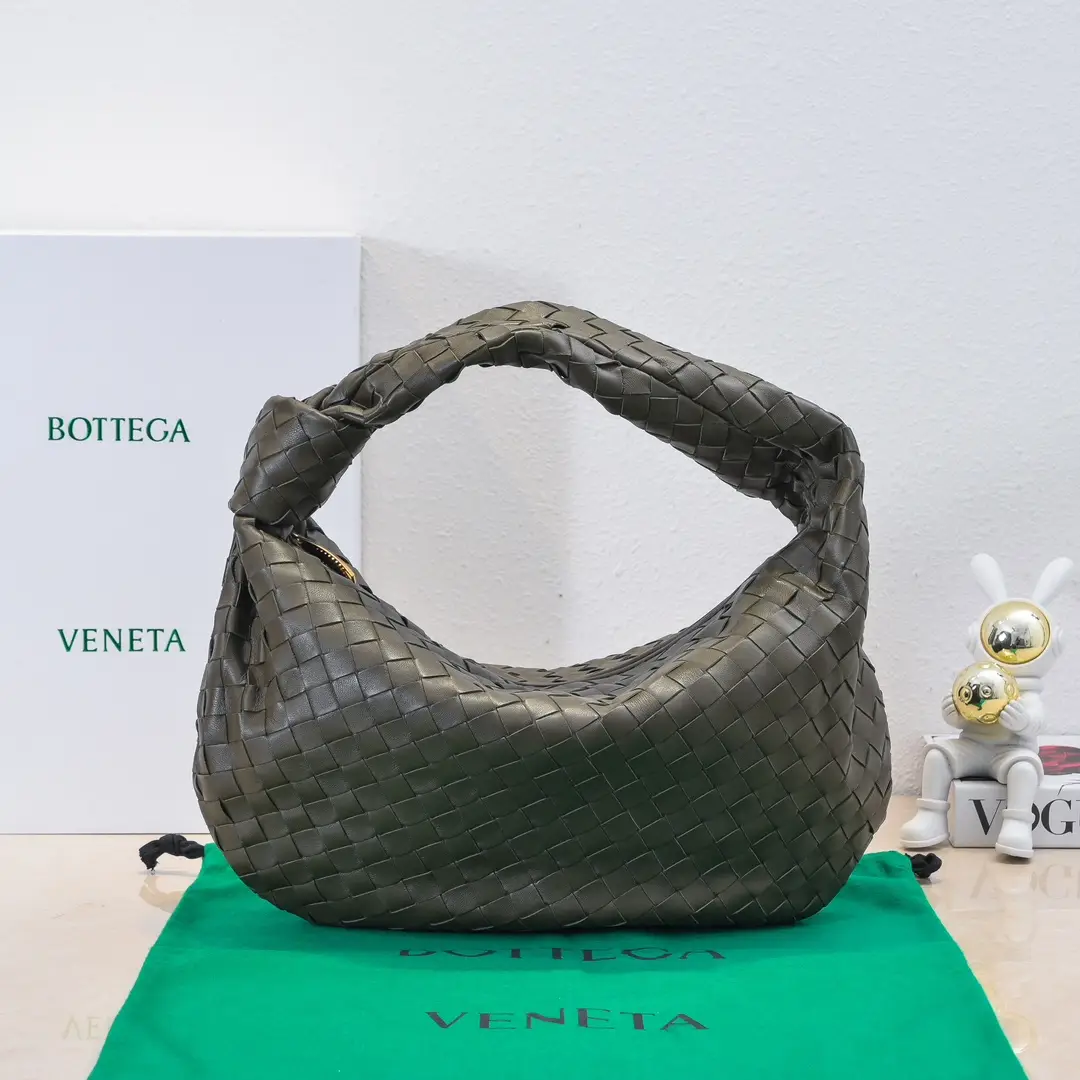 Large Jodie handbag, early spring new product #, with a cool and retro style that exudes a stylish vibe
full