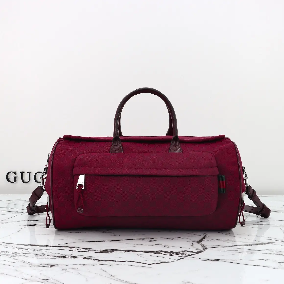 Gucci， Original leather, model number 800185, red cloth size