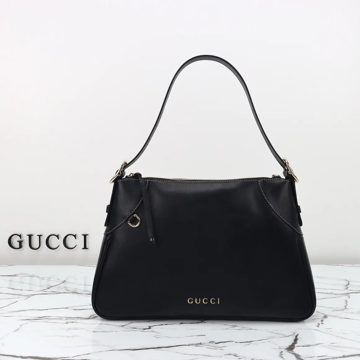 Gucci， Original leather, model number 815217 grams of leather