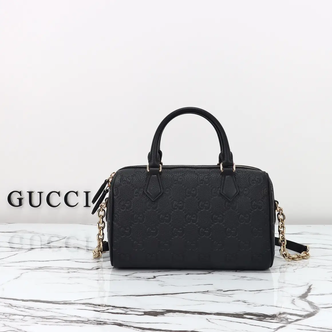 Gucci， Original leather, model number 815255g press