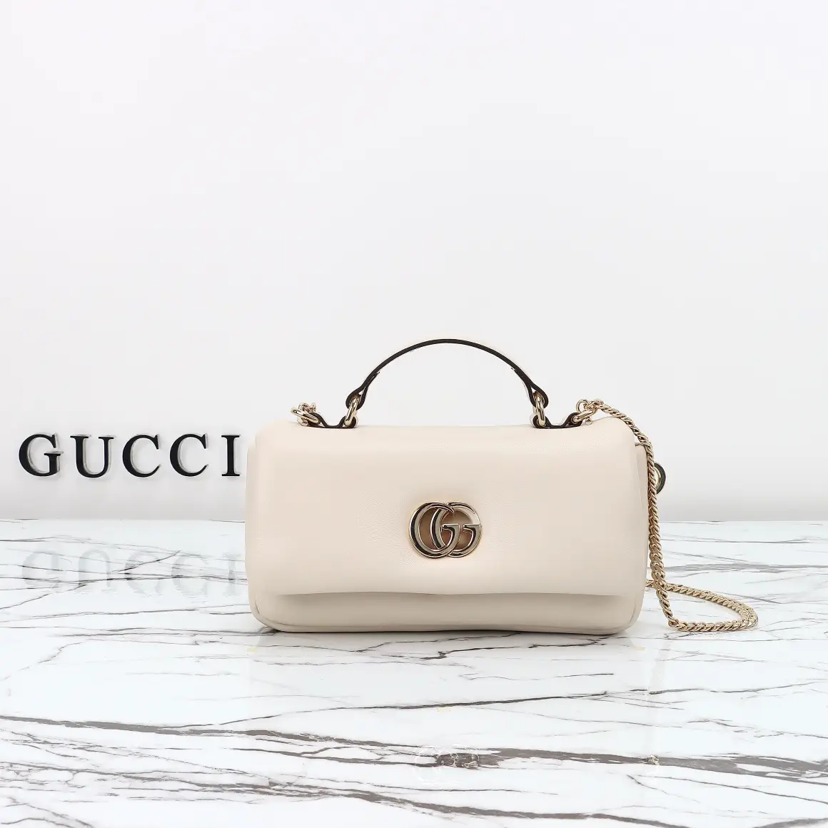 Gucci， Original leather, style 806017 white leather size