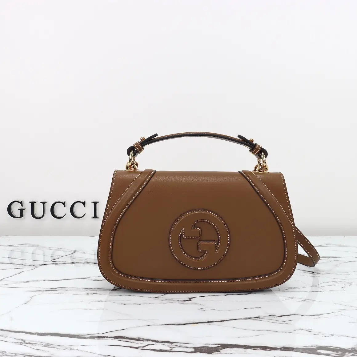 Gucci， Original leather, style 815714 brown leather