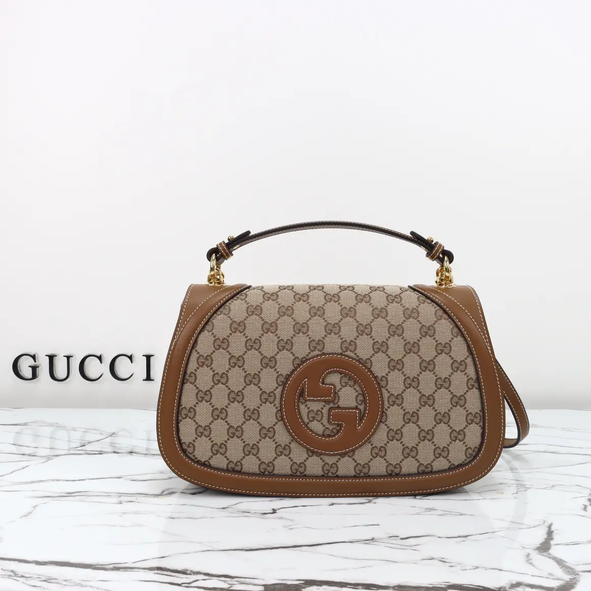 Gucci， Original leather, style 815716 apricot cloth