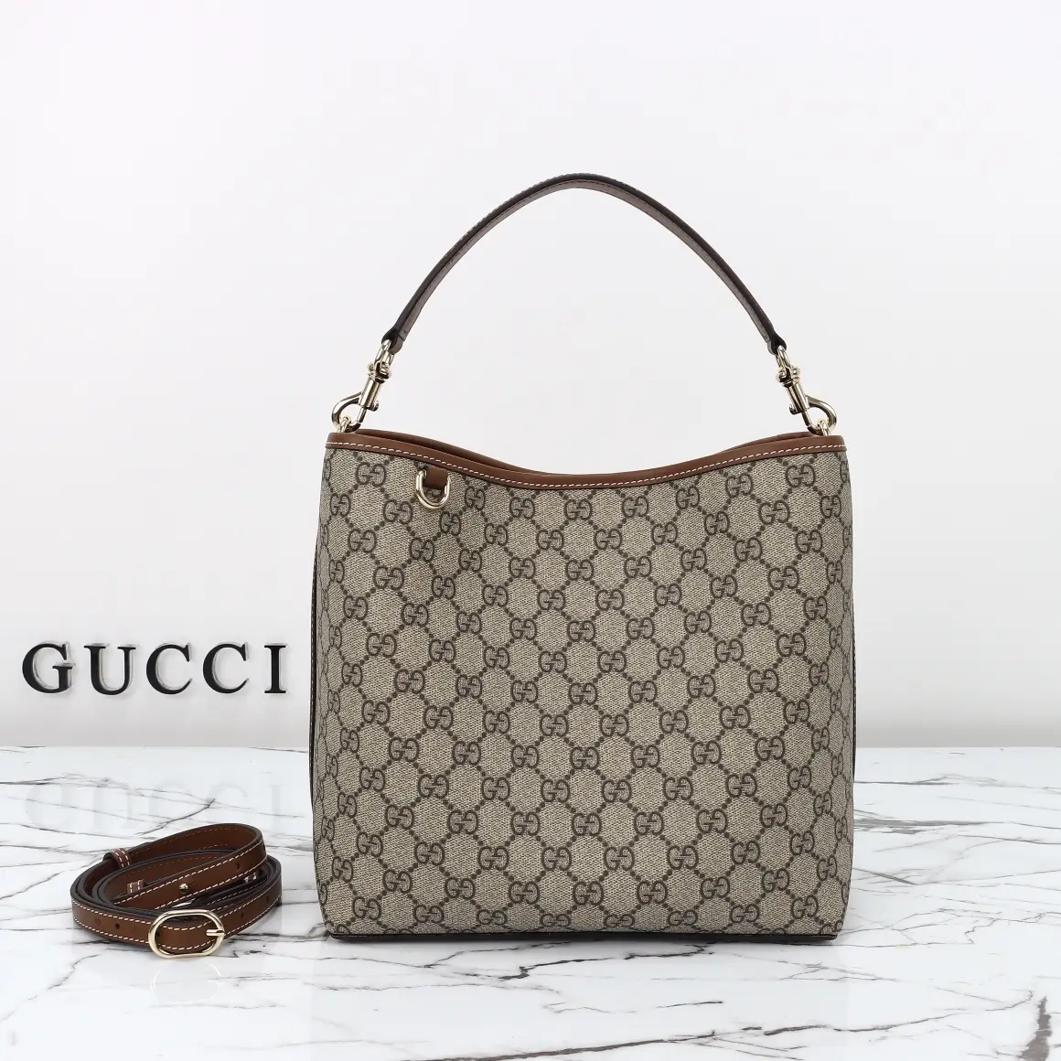 Gucci， Original leather, style 815103 apricot brown