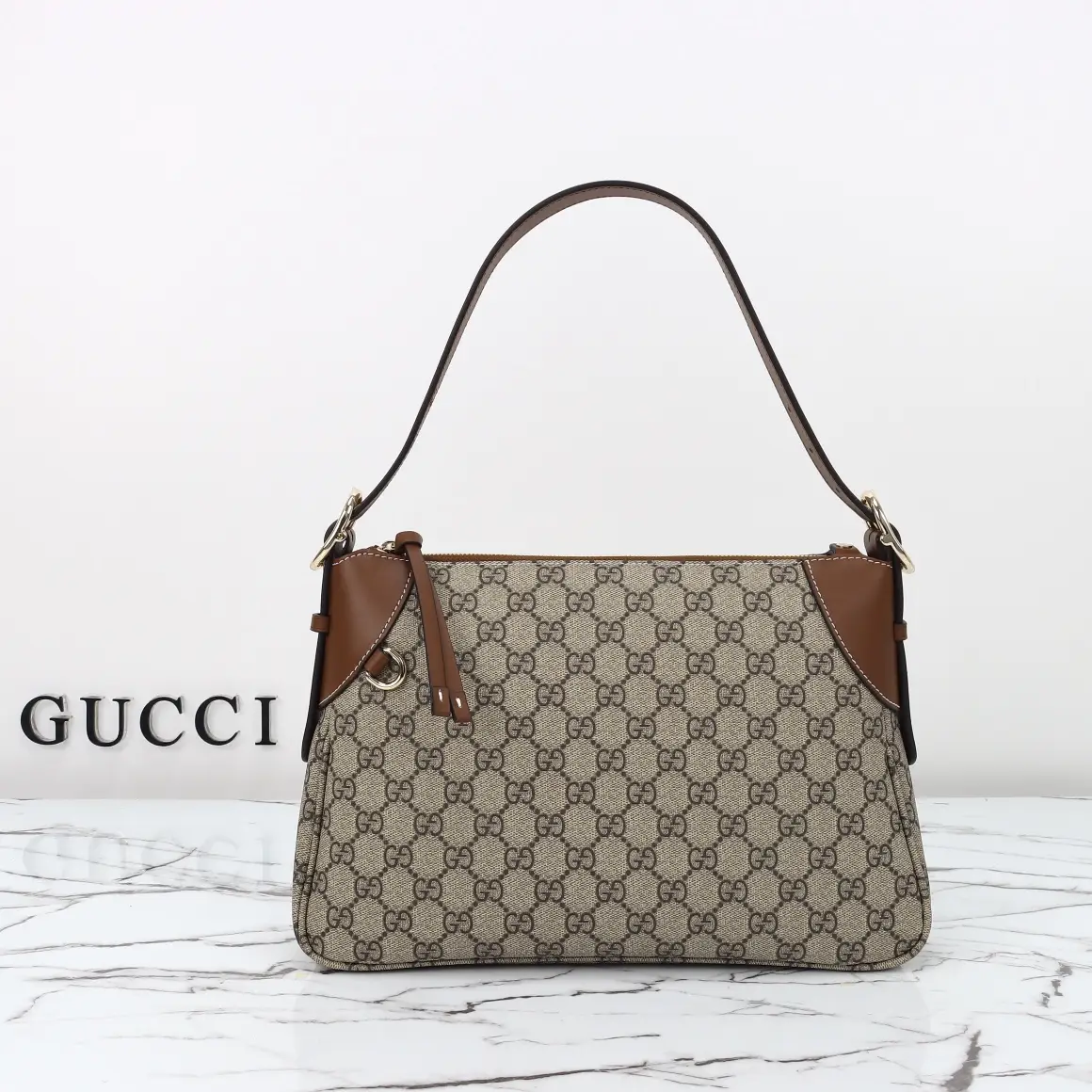 Gucci， Original leather, style 815216 apricot brown