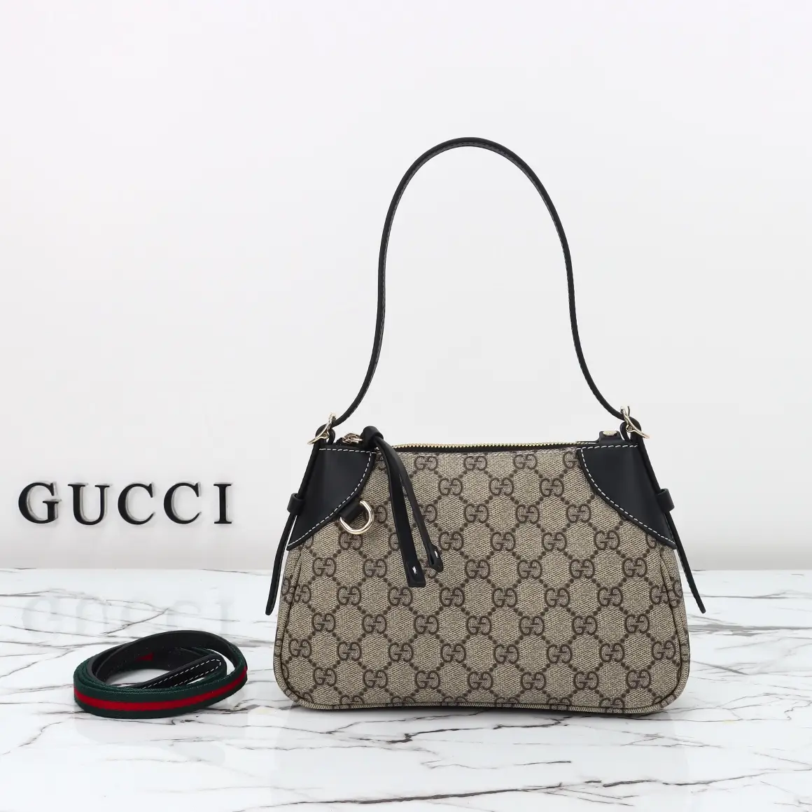 Gucci， Original leather, style 815218 apricot grams