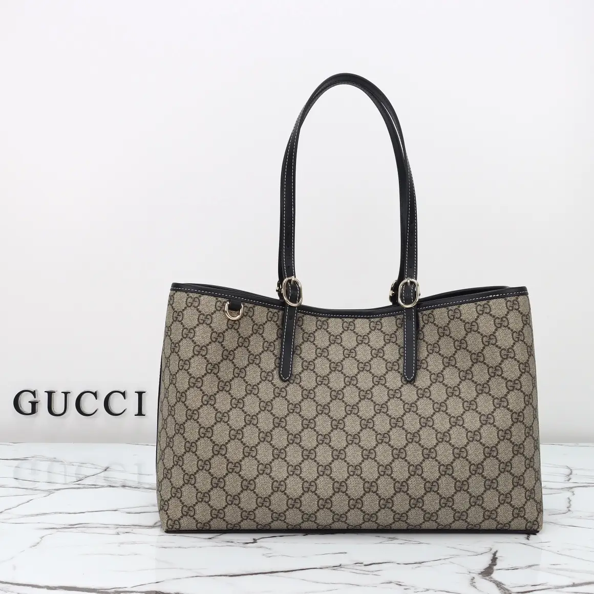 Gucci， Original leather, style 815213 apricot grams