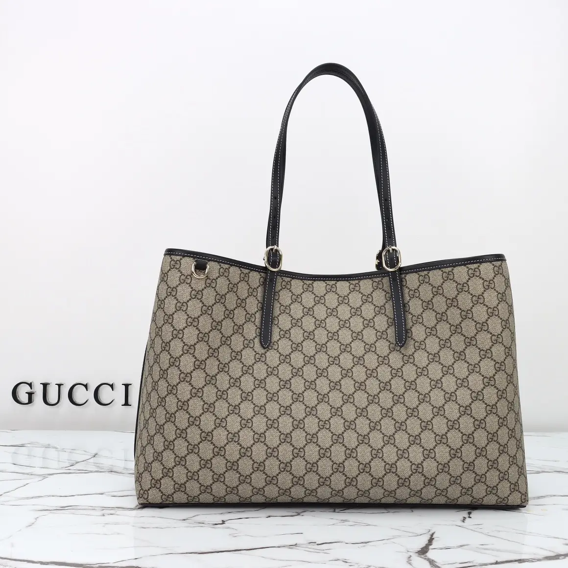 Gucci， Original leather, style 815212 apricot grams