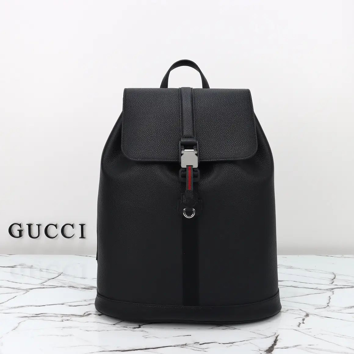 Gucci， Original leather, model number 816750 grams leather size