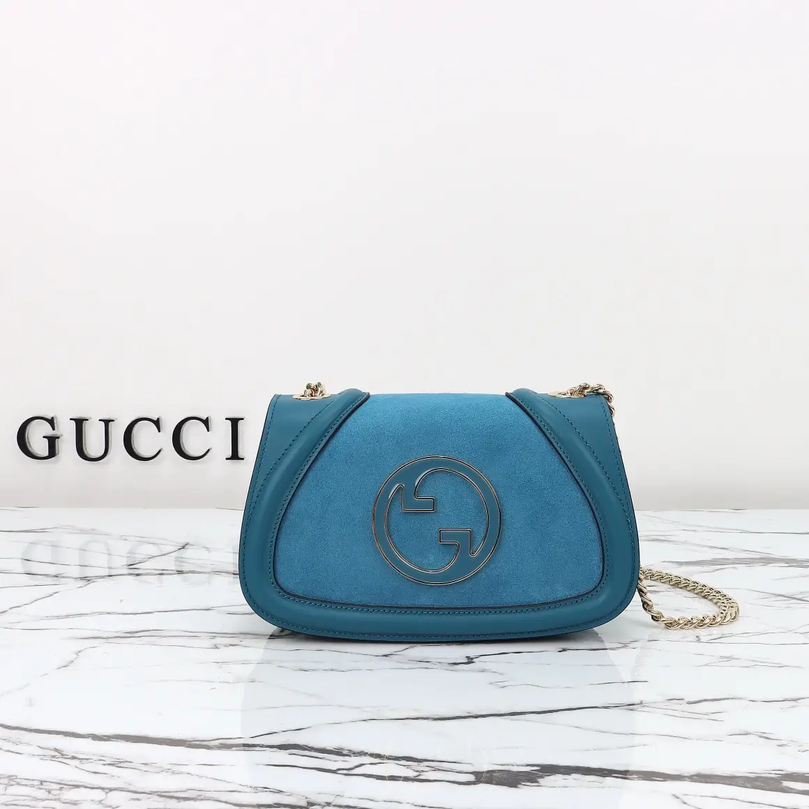 Event Gucci, original leather, style number 81571
