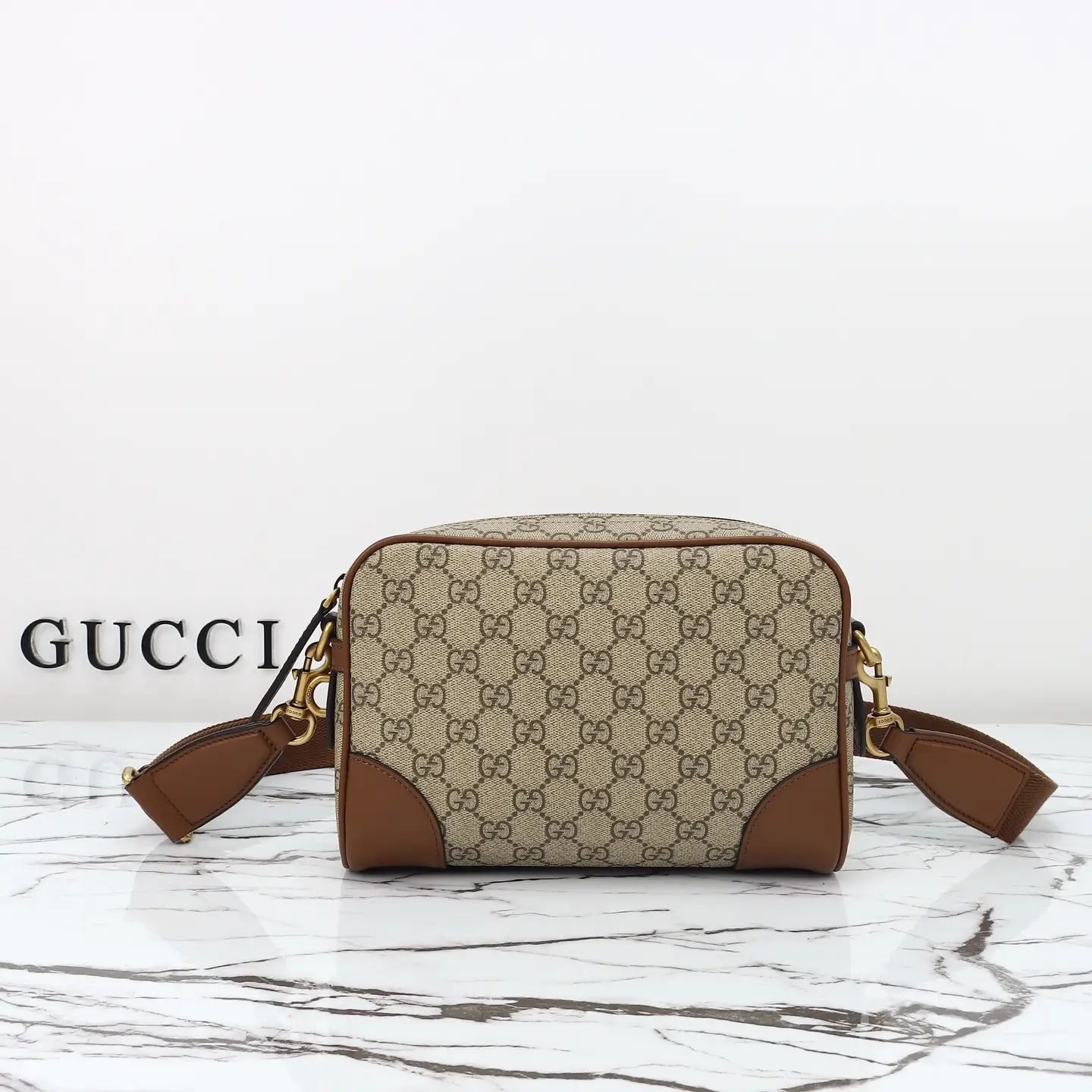 Gucci， Original leather, style 821155 apricot brown size: 23x wide