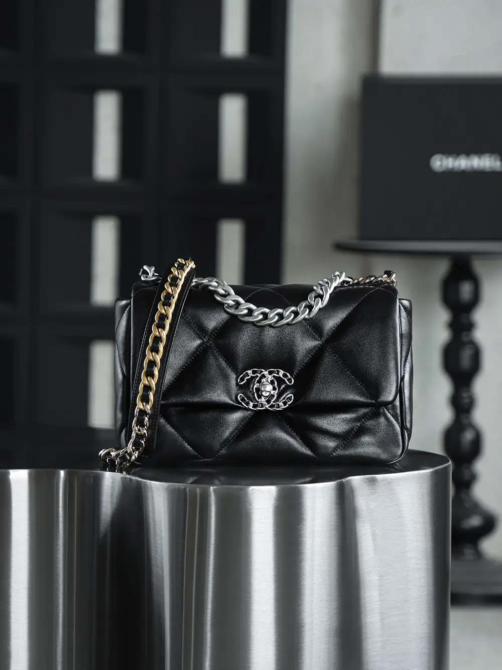 19bag Small Black Silver Appraisal Edition C-1750 One package, one code supports global authentication and inspection