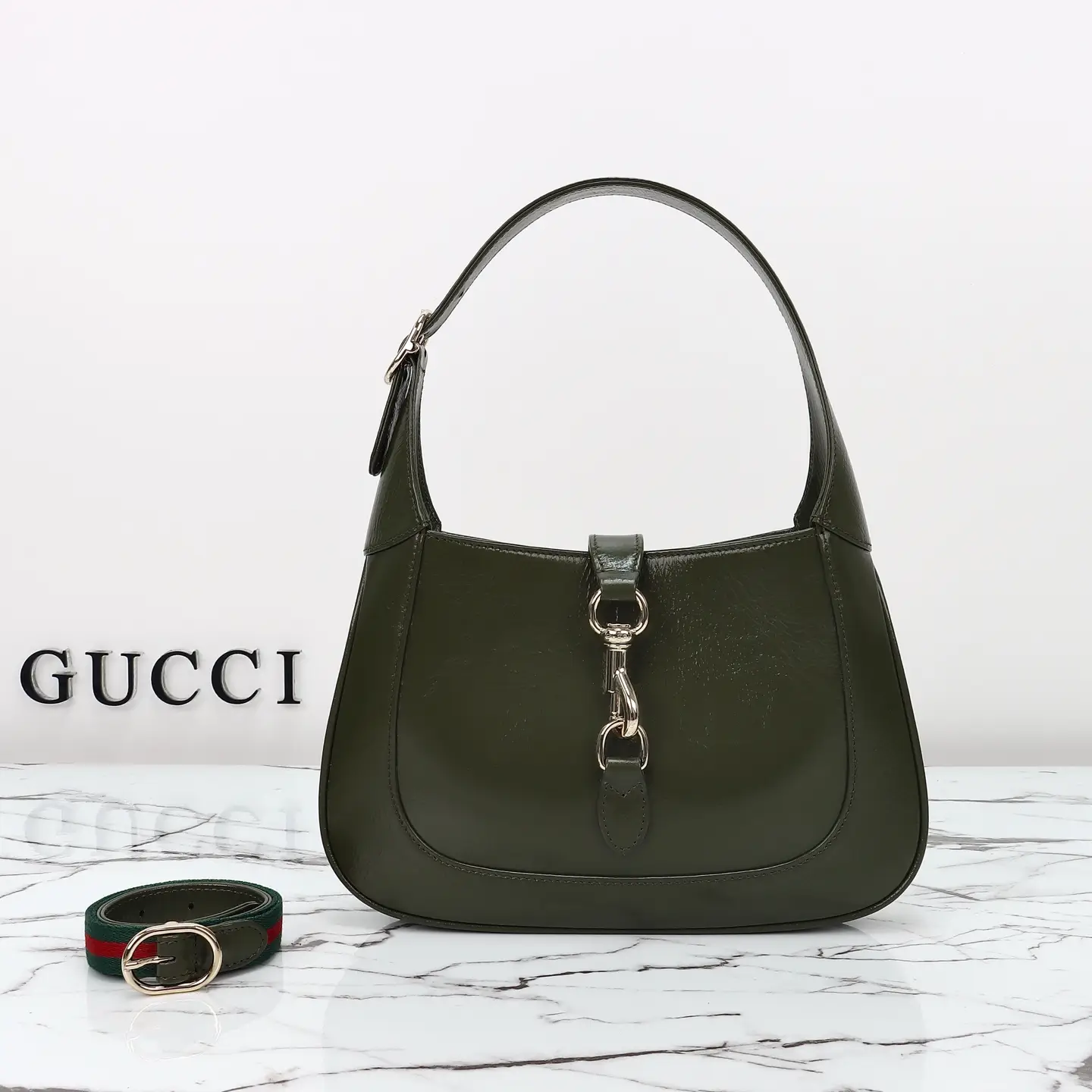 Gucci， Original leather, style 782849, deep olive green patent leather size:
