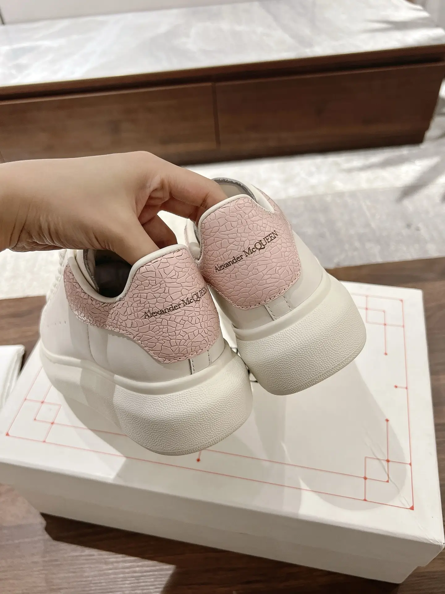 New color explosion in 2025- explosion pattern
Sheepskin (Female ￥ 280 Male)￥