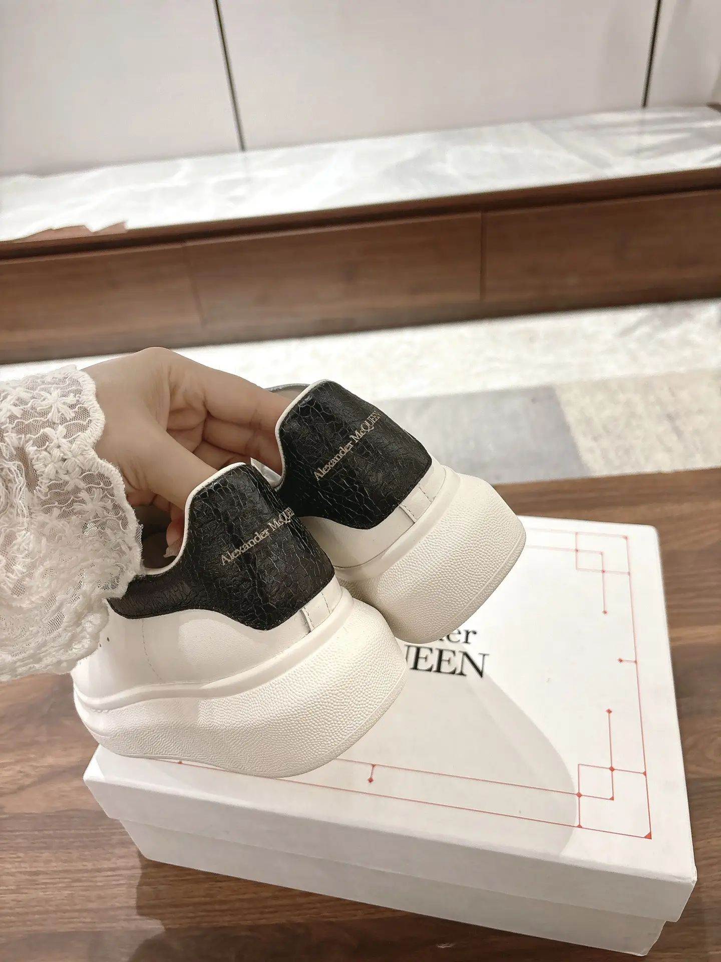 New color explosion in 2025- explosion pattern
Sheepskin (Female ￥ 280 Male)￥