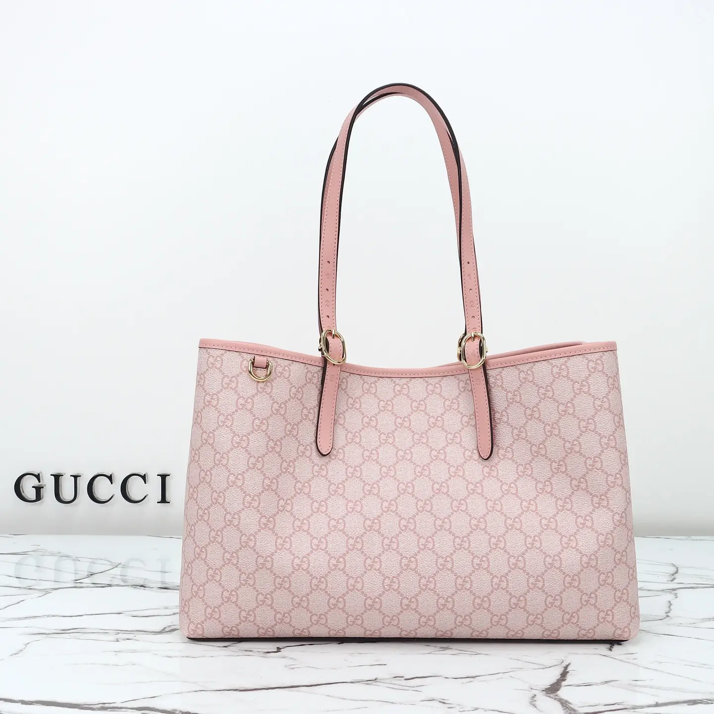 Gucci， Original leather, model number 815213 powder adhesive