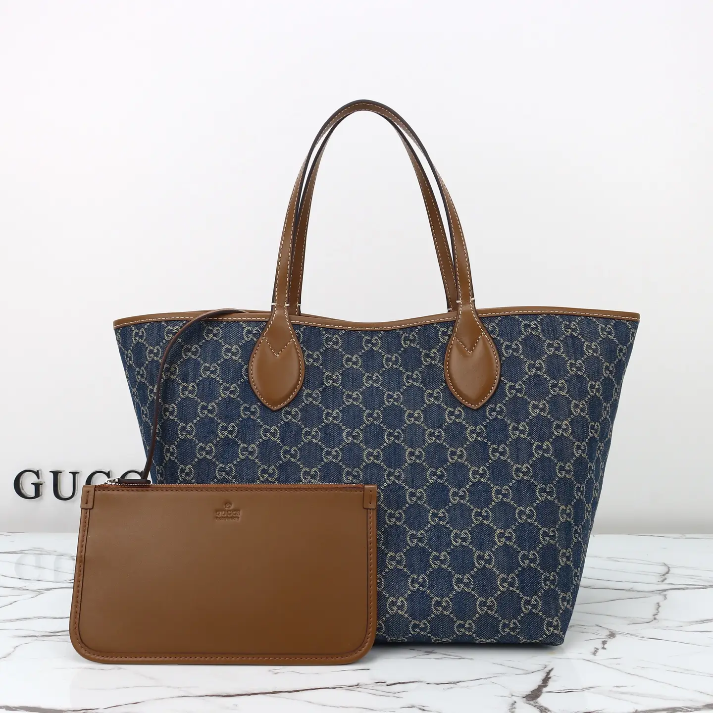 Gucci， Original leather, style 820481 blue denim brown leather