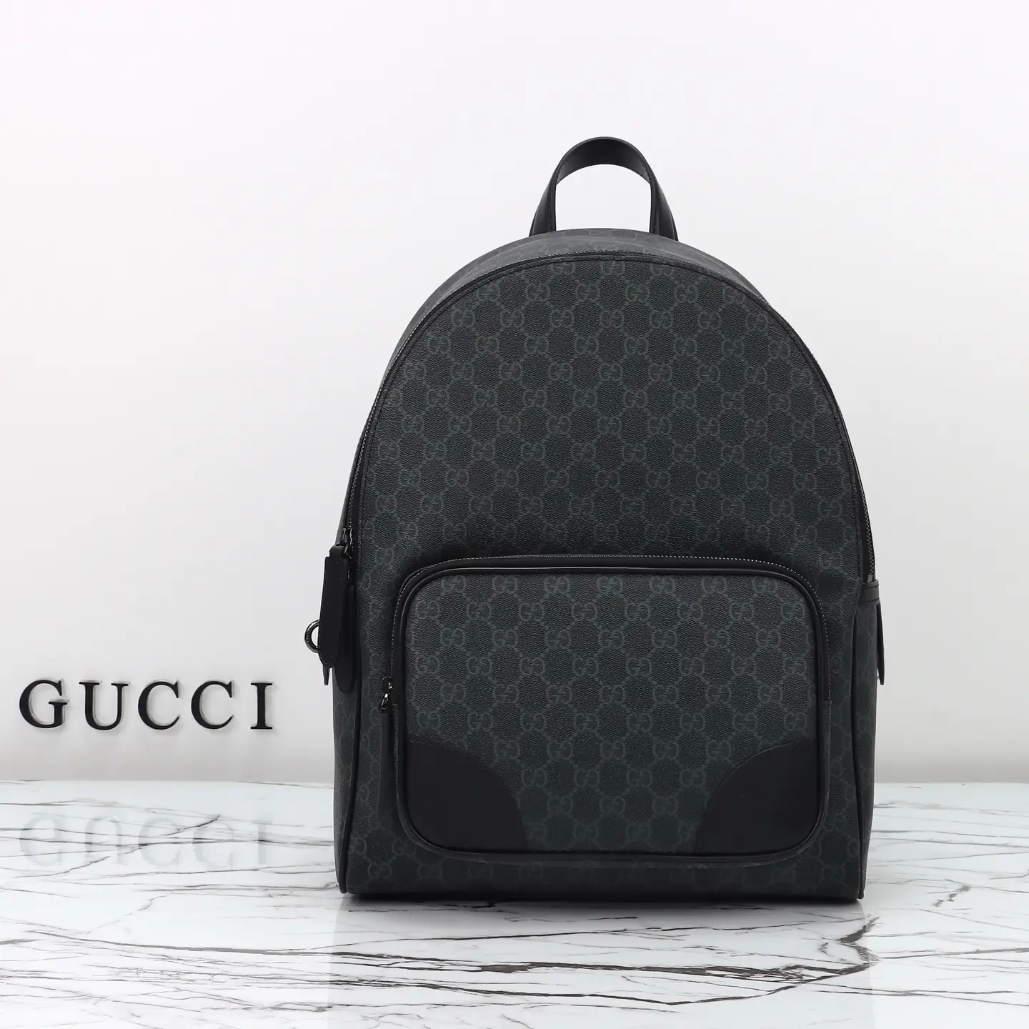 Gucci， Original leather, model number 821159 grams adhesive size