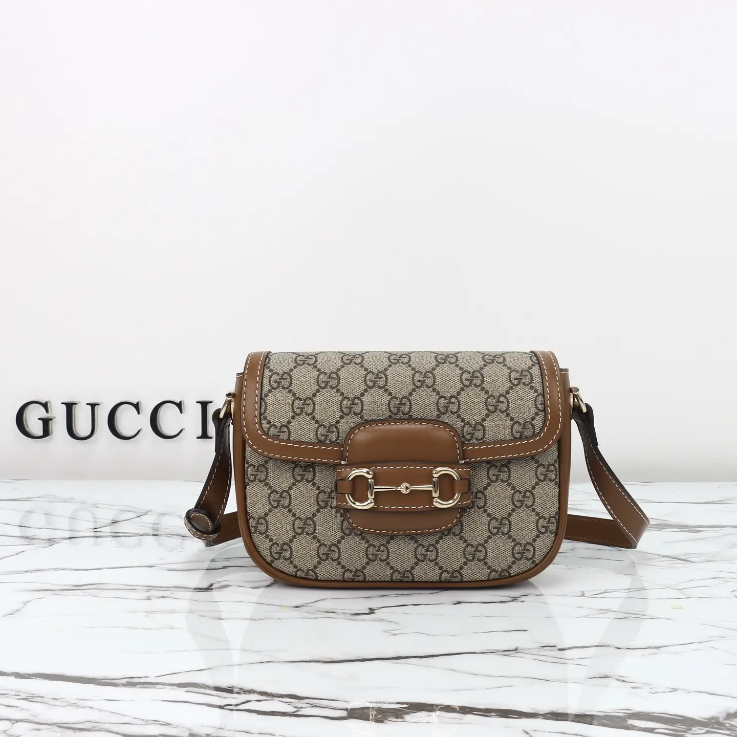 Gucci， Original leather, model number 815205 Brown Brown