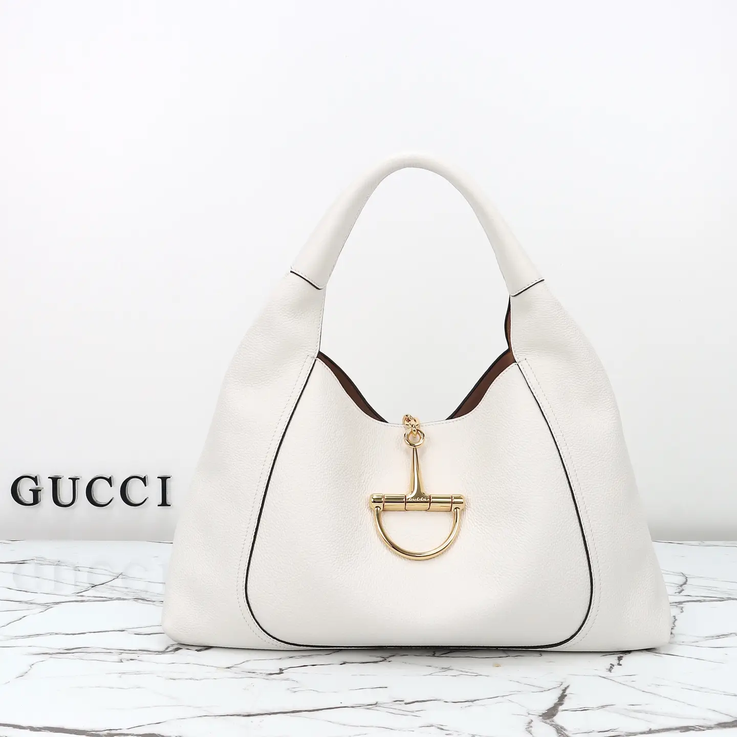 Gucci， Original leather, model number 837466 white leather