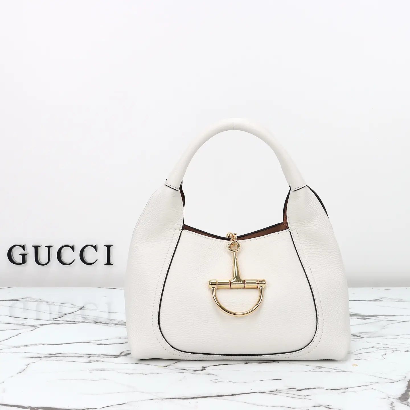 Gucci， Original leather, model number 837467 white leather