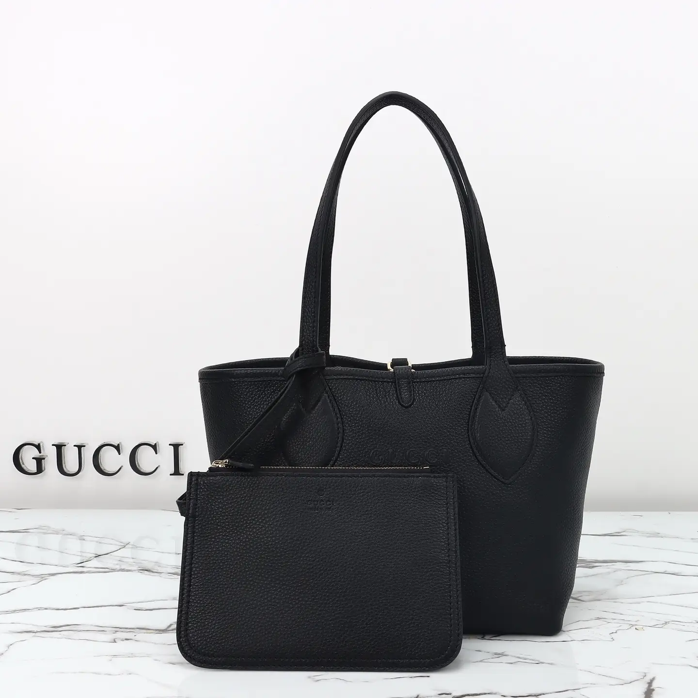 Gucci， Original leather, model number 839124 grams leather size: width 21-
