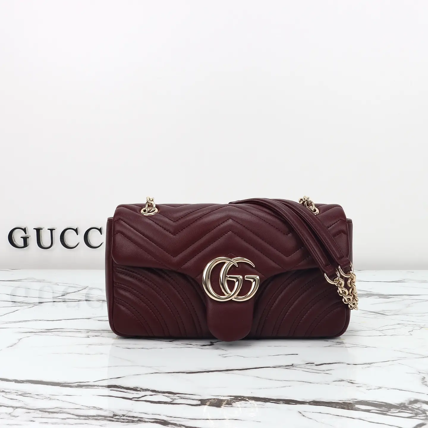 Gucci， Original leather, model number 837267 Ankela Red