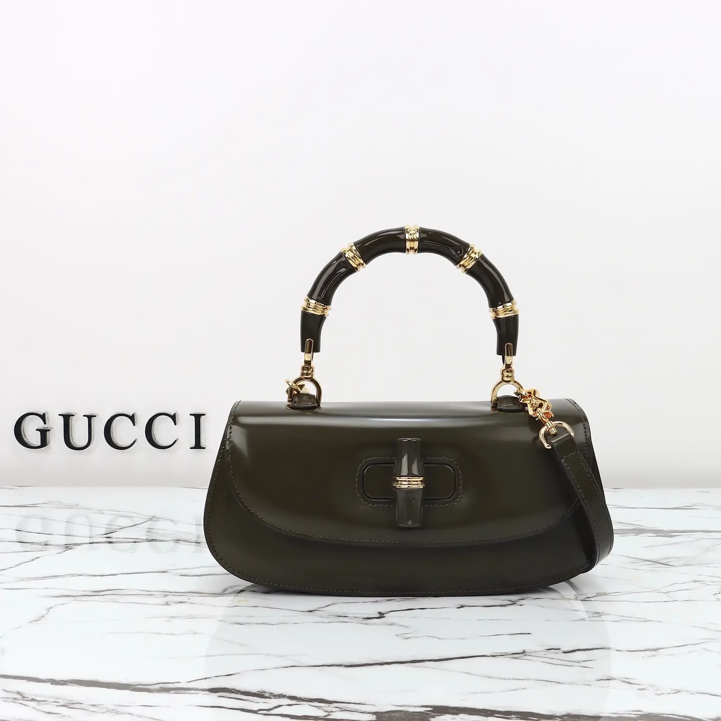 Gucci， Original leather, model number 827750 Forest